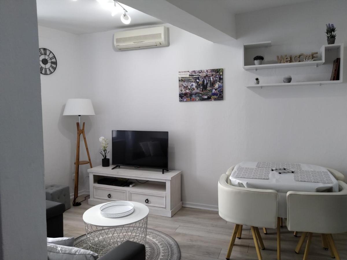 Flots De L Isle Apartment ลีล-ซูร์-ลา-ซอร์ก ภายนอก รูปภาพ